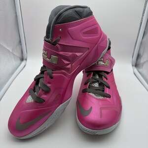 Nike Zoom LeBron Soldier 7 Think Pink Breast Cancer Awareness Shoes Size 10